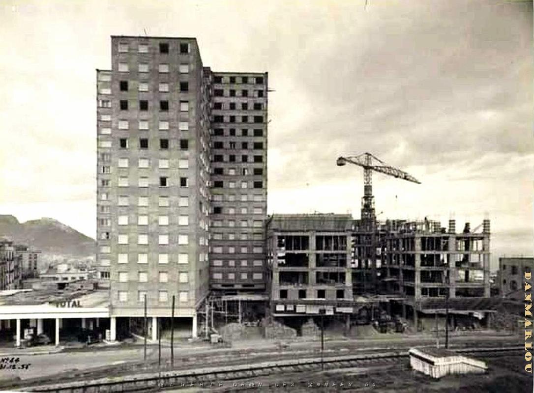 Cite Perret 11.jpg